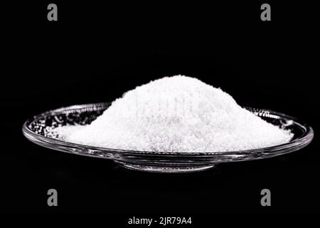 l'acide citrique anhydre, connu sous le nom de citrate d'hydrogène, est un acide organique faible, antioxydant et conservateur, sert de produit écologique largement utilisé dans Banque D'Images