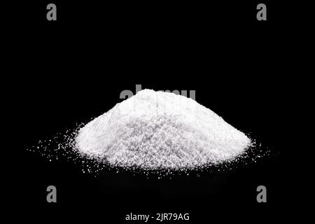 l'acide citrique anhydre, connu sous le nom de citrate d'hydrogène, est un acide organique faible, antioxydant et conservateur, sert de produit écologique largement utilisé dans Banque D'Images