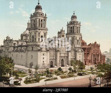 Cathédrale métropolitaine sur le Zocalo à Mexico, vers 1899, photolithographie couleur de William Henry Jackson (1843-1942) Banque D'Images