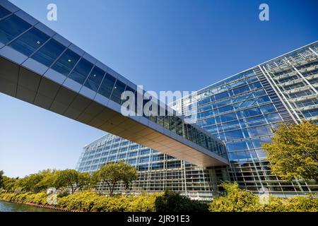 visite touristique en bateau sur Ill au Parlement européen à Strasbourg Banque D'Images