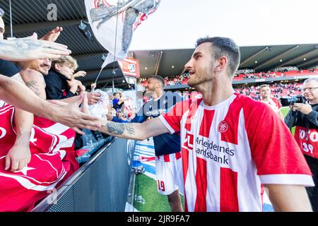 Aalborg, Danemark. 21st, août 2022. Lars Kramer d'AAB vu avec les fans le match Superliga 3F entre Aalborg Boldklub et Broendby IF au parc Aalborg Portland à Aalborg. (Crédit photo: Gonzales photo - Balazs Popal). Banque D'Images