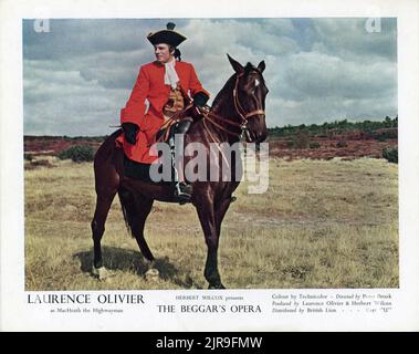 LAURENCE OLIVIER comme capitaine MacHeath dans LE BEGGAR'S OPERA 1953 réalisateur PETER BROOK libretto John gay écrivains Denis Cannan et Christopher Fry musique Arthur Bliss costume design Georges Wakhevitch Herbert Wilcox Productions / British Lion film Corporation Banque D'Images