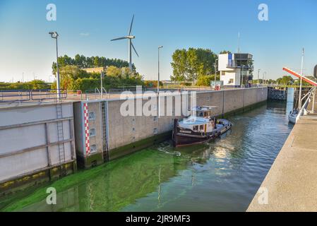 Den Helder, pays-Bas. Août 2022. Les écluses de la Haye appelée de Helsdeur. Photo de haute qualité Banque D'Images