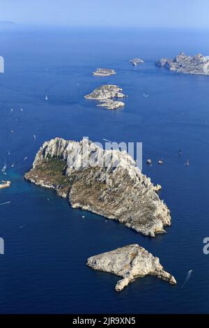 Marseille (sud-est de la France) : vue aérienne de l'île Òile MaireÓ, totalement inhabitée, à proximité immédiate du siège de ÒCap CrosetteÓ Banque D'Images