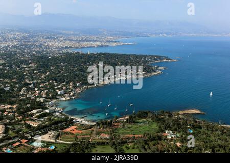 Antibes (sud-est de la France) : vue aérienne de la baie d'Antibes Banque D'Images