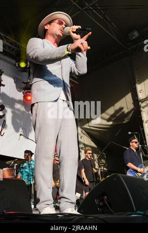 Tyber Cranstoun des Dualers se présentant au Weyfest Festival, Tilford, Angleterre, Royaume-Uni. 21 août 2022 Banque D'Images