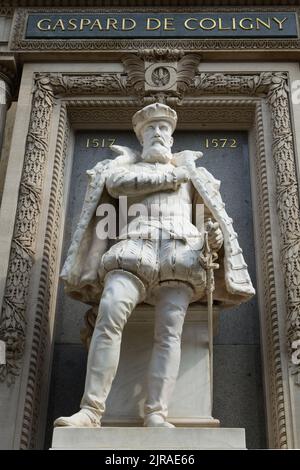 Monument de Gaspard de Coligny assassiné lors du massacre de Saint Bartholomée en 1572 - par Gustave Crauk (1889) - Temple oratoire, rue de Rivoli - Paris Banque D'Images