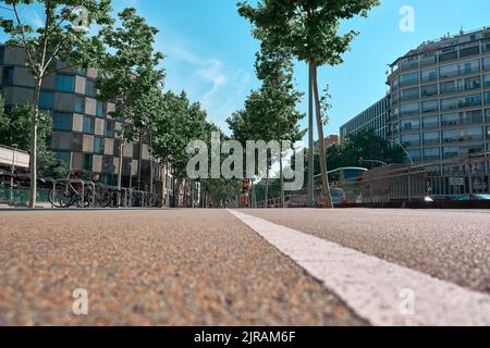 BARCELONE, ESPAGNE - 19 MAI 2018 : circulation dans les rues de la ville. Banque D'Images