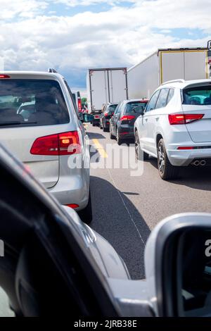 Voitures bloquées dans traffic jam Banque D'Images