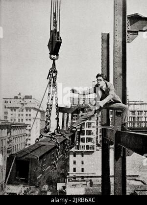 Photo d'époque - célèbre acteur Harold Lloyd dans jamais affaiblir 1921. Banque D'Images