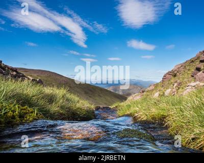 Royaume-Uni, Écosse, ruisseau de montagne dans les Highlands du Nord-Ouest Banque D'Images