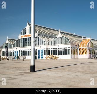 Lowestoft, Suffolk, Royaume-Uni – 14 août 2022. L'extérieur du pavillon East point dans la station balnéaire de Lowestoft, sur la côte du Suffolk Banque D'Images