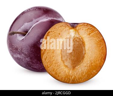 Plum isolé sur fond blanc, chemin de détourage, pleine profondeur de champ Banque D'Images