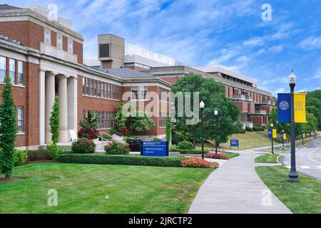 Rochester, New York State - le campus de l'Université de Rochester, un institut de recherche très réputé avec un mélange d'arc moderne et traditionnel Banque D'Images