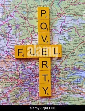 Carte montrant le sud de l'Angleterre, avec les mots Fuel Poverty orthographiés. Plus de la moitié des ménages britanniques à travers la Grande-Bretagne choisiront de manger ou de chauffer Banque D'Images