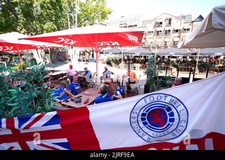 Les fans de Rangers avant le match de qualification de l'UEFA Champions League à Eindhoven. Date de la photo: Mercredi 24 août 2022. Banque D'Images