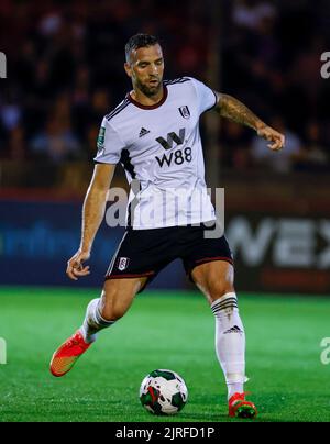 Shane Duffy de Fulham en action pendant le deuxième tour de la coupe Carabao au stade Broadfield, Crawley. Date de la photo: Mardi 23rd août 2022. Banque D'Images