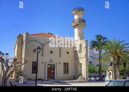 Mosquée ottomane à Ierapetra, la ville la plus méridionale de Grèce, Crète, Grèce, Europe Banque D'Images