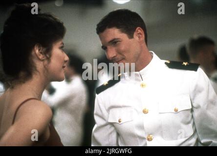 DEBRA WINGER, Richard Gere, OFFICIER ET GENTLEMAN, 1982 Banque D'Images