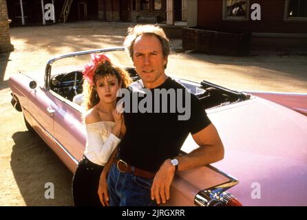 BERNADETTE PETERS, CLINT EASTWOOD, PINK CADILLAC, 1989 Banque D'Images