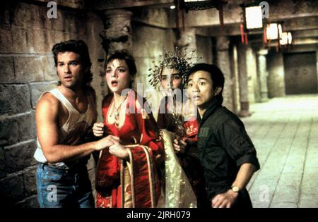 KURT RUSSELL, Kim Cattrall, SUZEE PAI, DENNIS DUN, BIG TROUBLE IN LITTLE CHINA, 1986 Banque D'Images