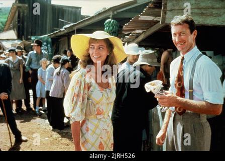 RACHEL WARD, Bryan Brown, le Thorn Birds, 1983 Banque D'Images