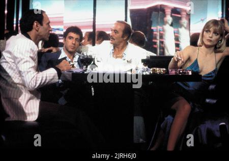 F. Murray Abraham, Al Pacino, ROBERT LOGGIA, Michelle Pfeiffer, scarface, 1983 Banque D'Images