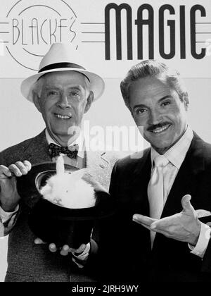 HARRY MORGAN, HAL LINDEN, BLACKE'S MAGIC, 1985 Banque D'Images