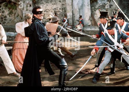 GEORGE HAMILTON, Zorro : LE GAY-BLADE, 1981 Banque D'Images