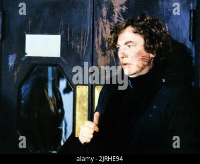 ALBERT FINNEY, WOLFEN, 1981 Banque D'Images