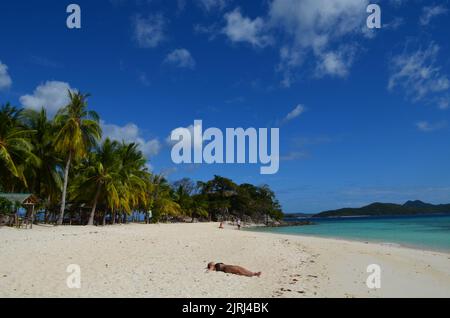 Excursions sur l'océan et paysages pendant que Island Hopping aux Philippines Banque D'Images