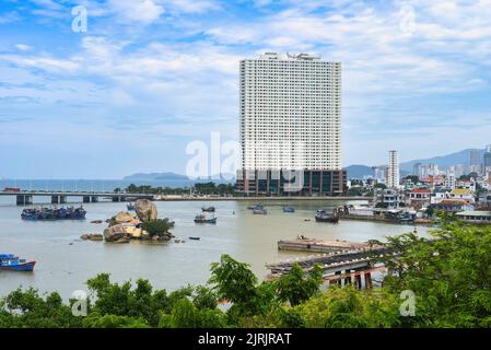 Nha Trang, Vietnam - 26 mai 2022 : vue urbaine dans le quartier nord de la ville de Nha Trang, Vietnam Banque D'Images