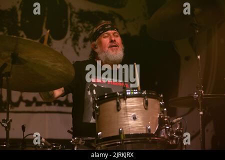 Oslo, Norvège. 24th août 2022. Le groupe de rock américain Clutch joue un concert au Sentrum Scene d'Oslo. Ici, le batteur Jean-Paul Gaster est vu en direct sur scène. (Crédit photo : Gonzales photo/Alamy Live News Banque D'Images