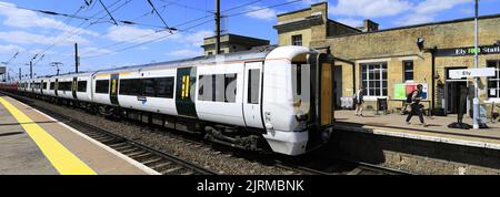 Great Northern train à la gare d'Ely, ville d'Ely, Cambridgeshire, Angleterre Banque D'Images