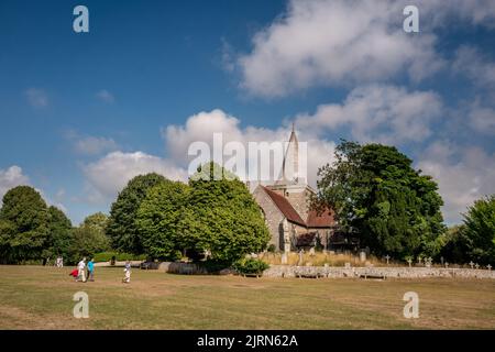 Alfriston, 18 août 2022 : église St Andrew sur Alfriston Tye, connue sous le nom de cathédrale des Downs Banque D'Images