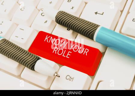 Affiche indiquant votre rôle. Vitrine d'affaires soyez libre d'une responsabilité dans un travail ou une situation Ripper morceau de papier avec de nouvelles idées avec Banque D'Images