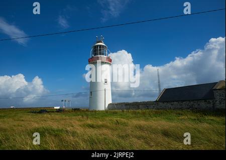 Phare de Loop Head sur la péninsule de Loop Head, comté de Clare, Irlande fait partie de la Wild Atlantic Way Banque D'Images