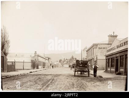 Melmore Street - Cromwell, 13 mai 1911, Cromwell, par Muir & Moodie. Banque D'Images