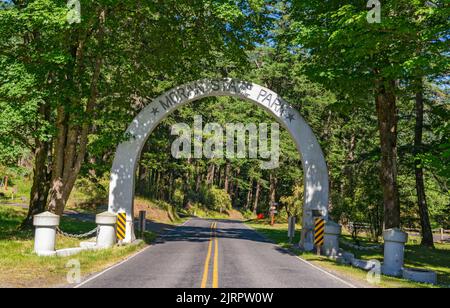 Washington, Îles San Juan, Île Orcas, Parc d'État de Moran, arche d'entrée Banque D'Images