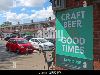 Bière artisanale de taphouse, Lodge Drive, Culcheth, Warrington, Cheshire, Angleterre, Royaume-Uni Banque D'Images