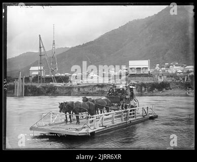 Te Aroha, rivière Thames [Waihou], vers 1884, Dunedin, par Burton Brothers. Banque D'Images