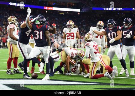 Houston Texans qui a fait une course de retour Dameon Pierce (31) a fait un touchdown dans le premier trimestre du match de la NFL entre le San Francisco 49ers et le Houston Banque D'Images
