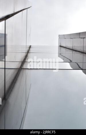 Infini; la différence que marcher quelques pieds peut faire - la différence que la considération d'un moment d'une autre perspective peut apporter Banque D'Images