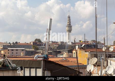 Une construction tordue dans la ville d'Istanbul, turquie Banque D'Images