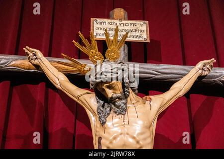 Ciudad Real, Espagne. Le Cristo de la Piedad (Christ de pitié), par le sculpteur espagnol Antonio Castillo Lastrucci, à l'intérieur de la Cathédrale Banque D'Images