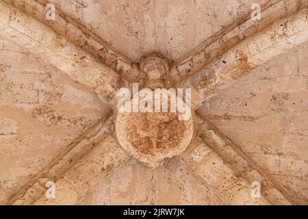 Ciudad Real, Espagne. Détail des voûtes de la Puerta de Toledo (porte de Tolède), une entrée gothique fortifiée de la ville qui faisait autrefois partie des murs Banque D'Images