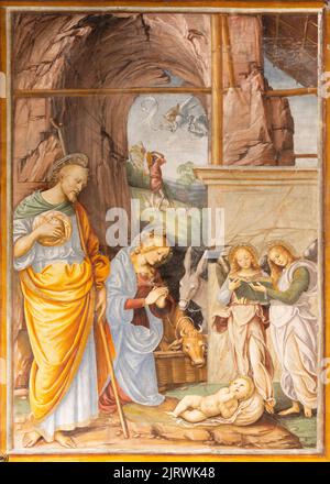 VARALLO, ITALIE - 17 JUILLET 2022 : la fresque Renaissance de la Nativité dans l'église Chiesa Santa Maria delle Grazie de Gaudenzio Ferrari (1513). Banque D'Images