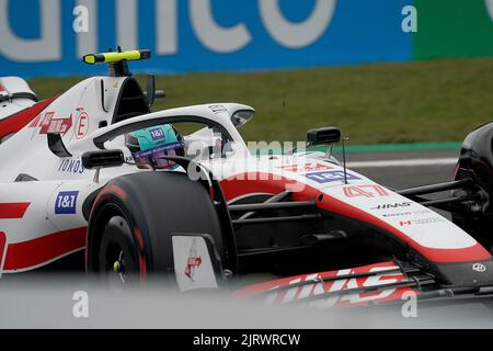 Spa, Belgique. 26th août 2022. Motorsport, Championnat du monde de Formule 1, Grand Prix de Belgique, 2nd pratique libre: Mick Schumacher d'Allemagne de Team Haas est sur la piste à Spa. Credit: Hasan Bratic/dpa/Alay Live News Banque D'Images