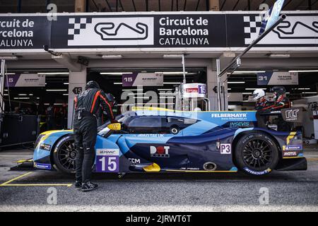 Barcelone, Espagne. 26th août 2022. 15 VATALANO Valentino (ger), FELBERMAYR Jr Horst (aut), McCusker Austin (etats-unis), RLR Msport, Ligier JS P320 - Nissan, pitlane, pendant les 4 heures de Barcelone 2022, 4th tour de la série européenne du Mans 2022 sur le circuit de Barcelone-Catalunya de 26 août à 28, à Barcelone, Espagne - photo : Xavi Bonilla/DPPI/LiveMedia crédit: Agence de photo indépendante/Alamy Live News Banque D'Images