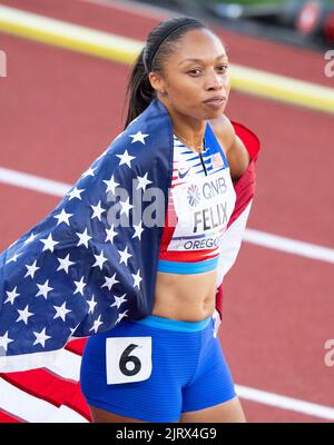 Allyson Felix des États-Unis Celebrate’s après avoir participé à la finale de relais mixte aux Championnats du monde d’athlétisme, Hayward Field, Eugene, Oregon États-Unis Banque D'Images